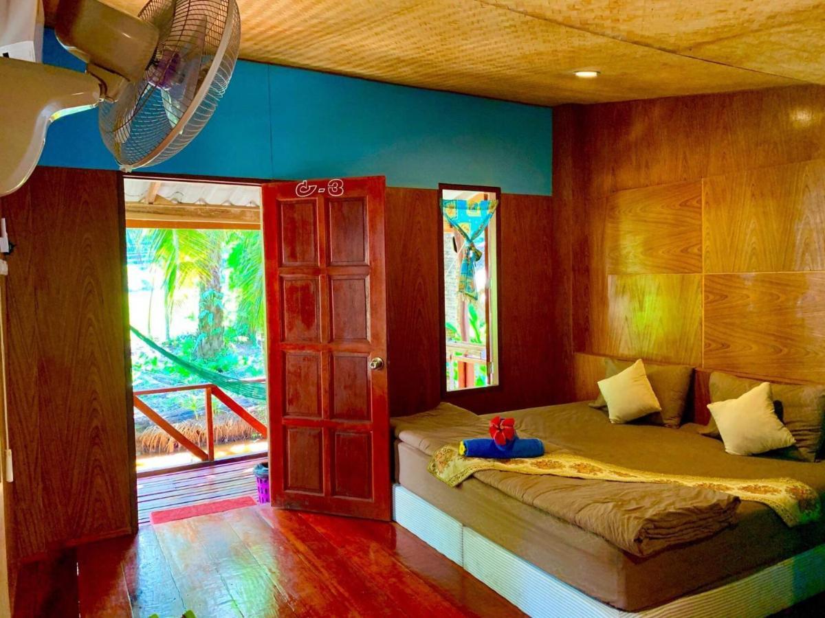 Lantacoconutgardenbungalow Apartamento Ko Lanta Exterior foto